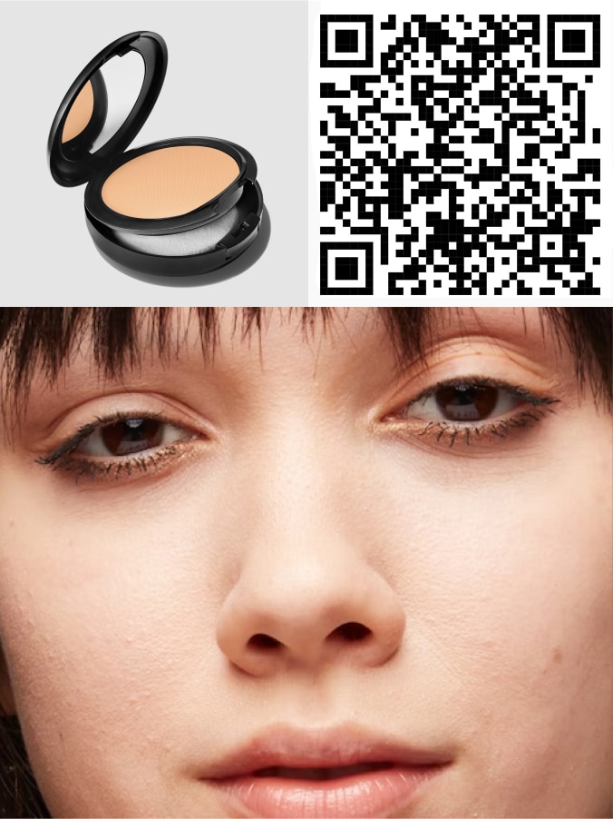 QR code and model's face for STUDIO FIX POWDER PLUS FOUNDATION.